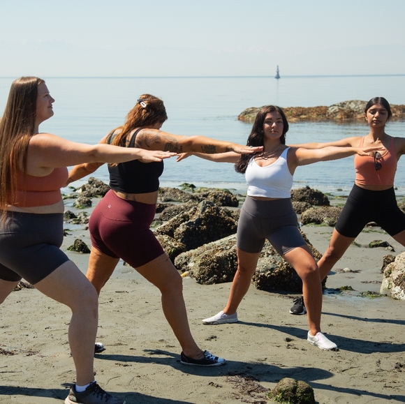 Shoreline Tank - Picture 3 of 4